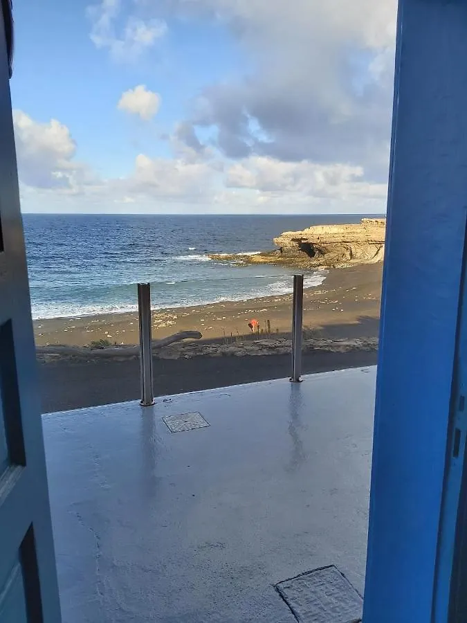 Willa Ajuy Apartament Seafront&Quiet 0*,  Hiszpania
